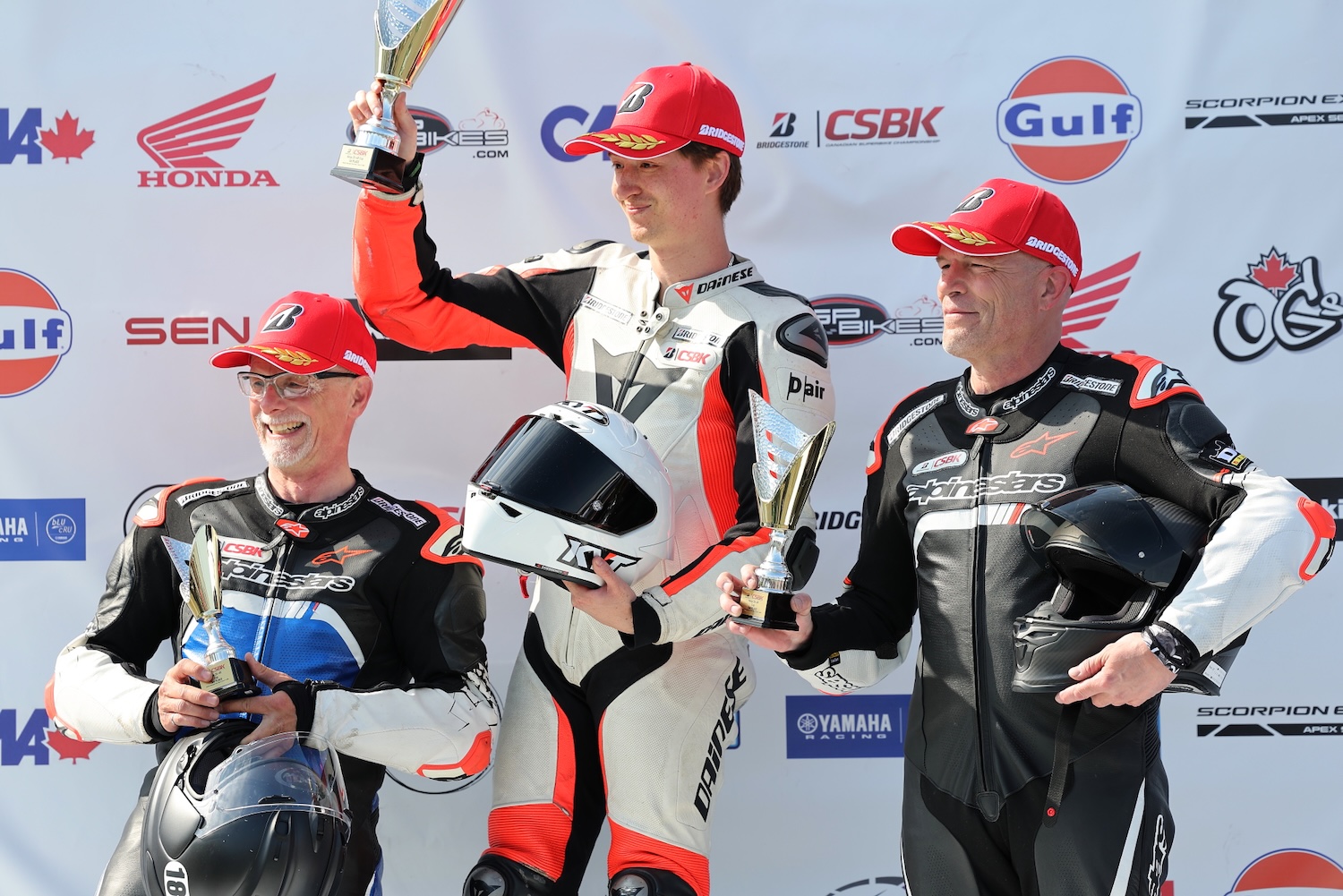 Walker adds to win streak with ZX-4R Cup victory Saturday at AMP